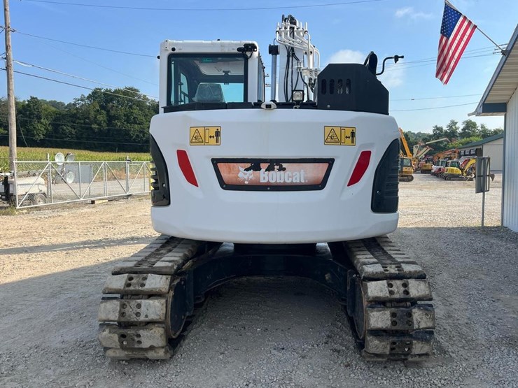 2020-bobcat-e145-image-5