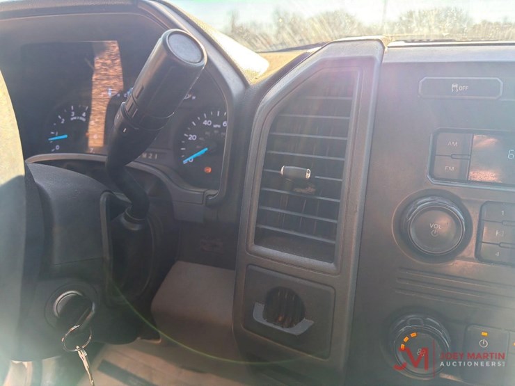 2019-ford-f250-xl-image-20