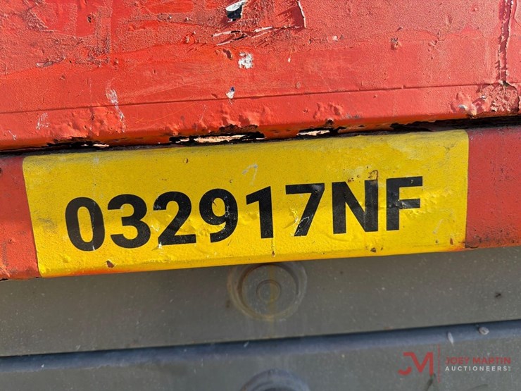 2017-skyjack-sj3226-electric-scissor-lift-image-16