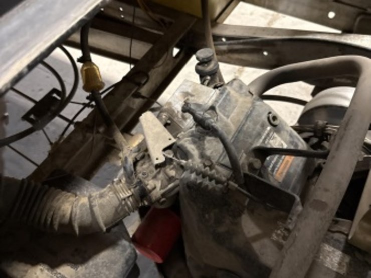 2009-club-car-carryall-252-image-15