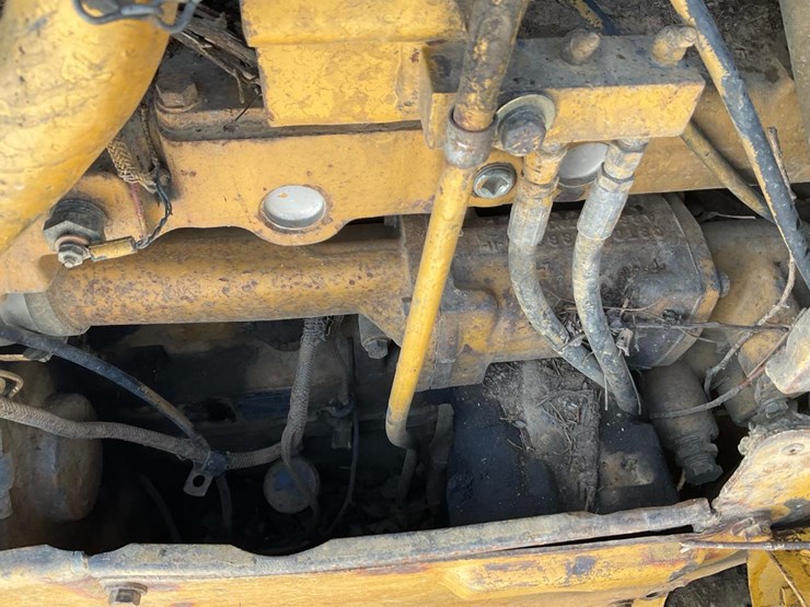 1989-caterpillar-d4h-image-87