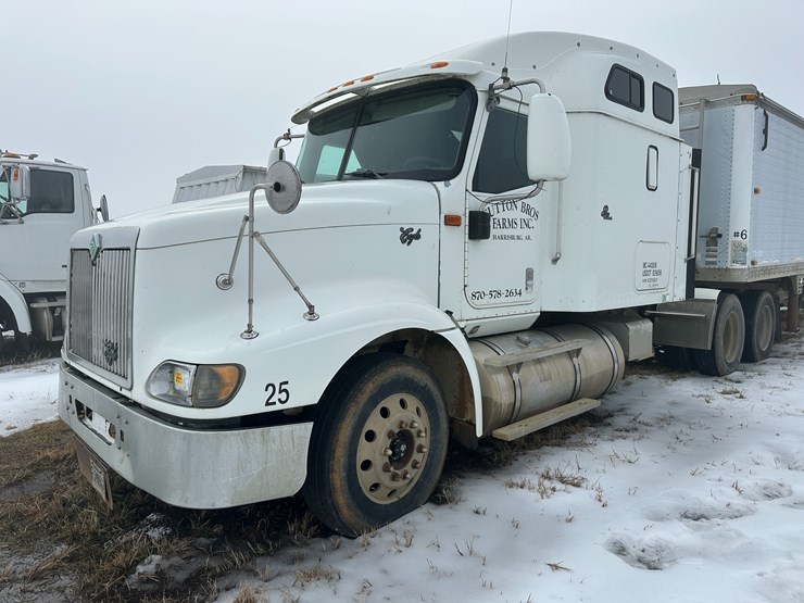 2001-international-2001-image-1