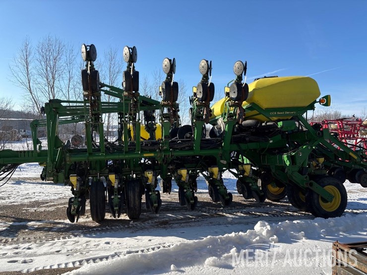 2006-john-deere-1790-image-4