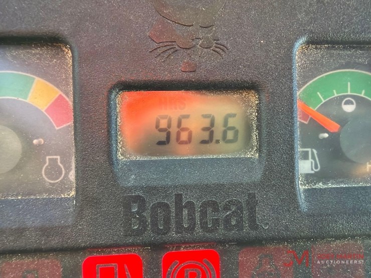 2008-bobcat-5600-toolcat-utv-image-26