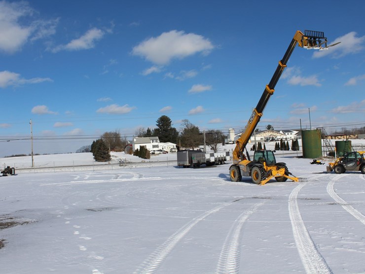 2013-jcb-510-56-image-55