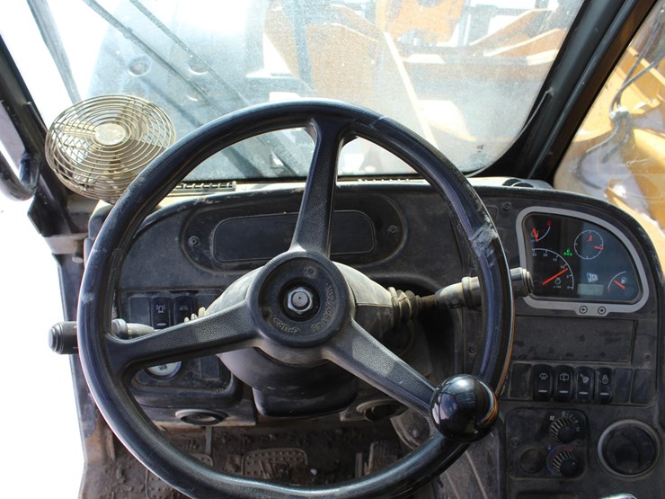 2013-jcb-510-56-image-12