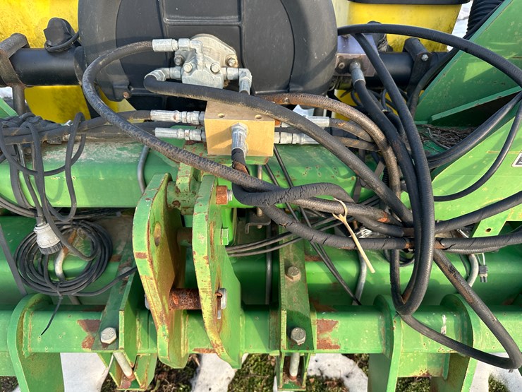john-deere-1720-image-80