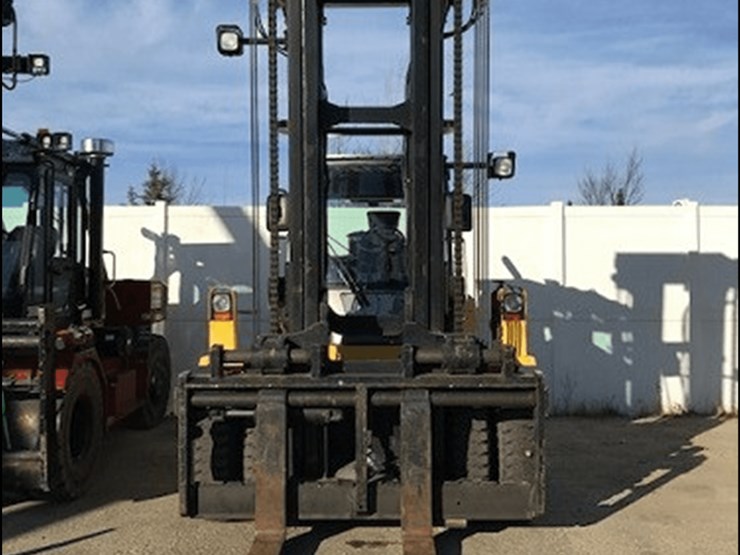 2016-hyundai-160d-7a-image-4