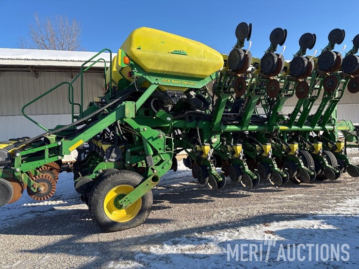 2006-john-deere-1790-image-8