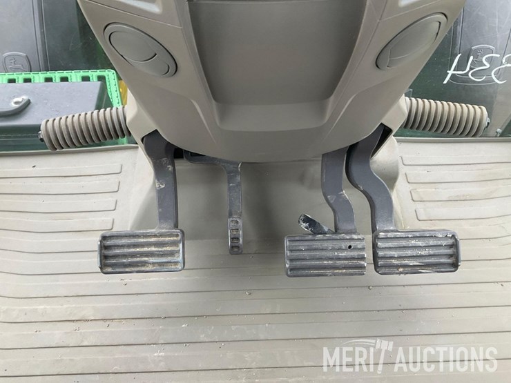 2024-john-deere-8r-250-image-54