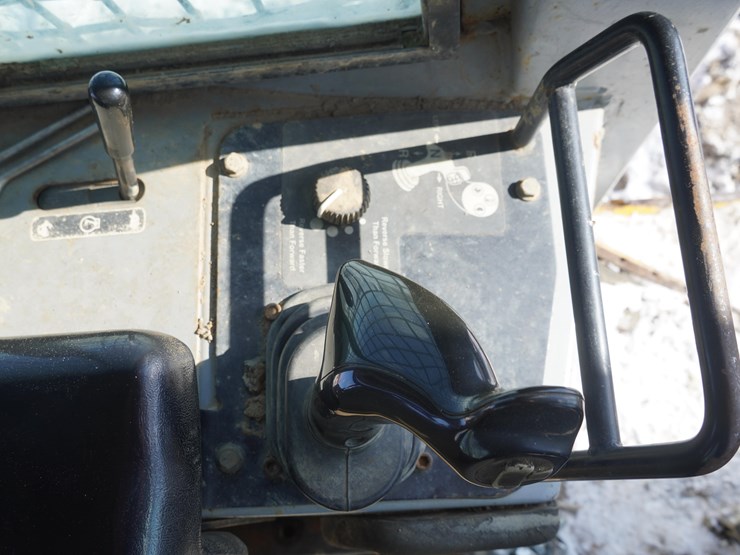 john-deere-700-image-29