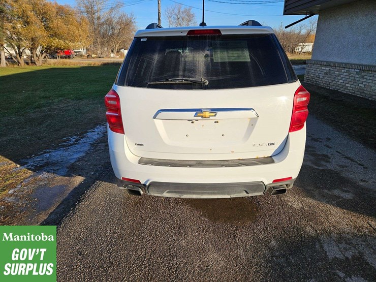 2016-chevrolet-equinox-lt-image-7