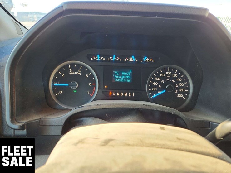 2017-ford-f150-image-16