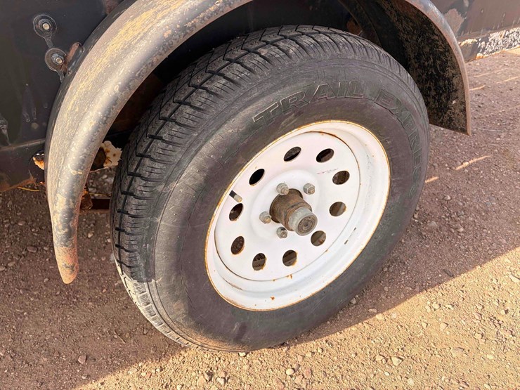 2013-custom-trailer-image-12