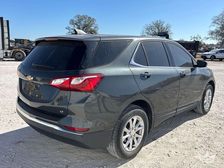 2020-chevrolet-equinox-image-3