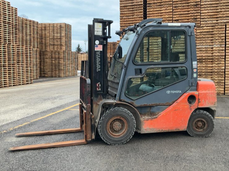 2018-toyota-8fdu25-image-1