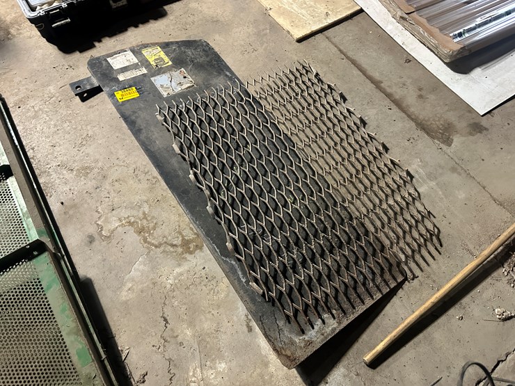 #38480-•-metal-mesh-&-panel-image-1