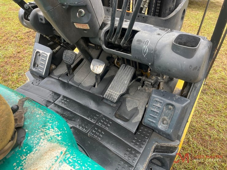 2001-komatsu-kg18ht-17-forklift-image-13