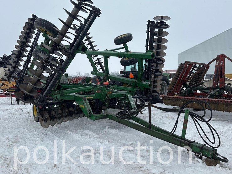 john-deere-637-image-1