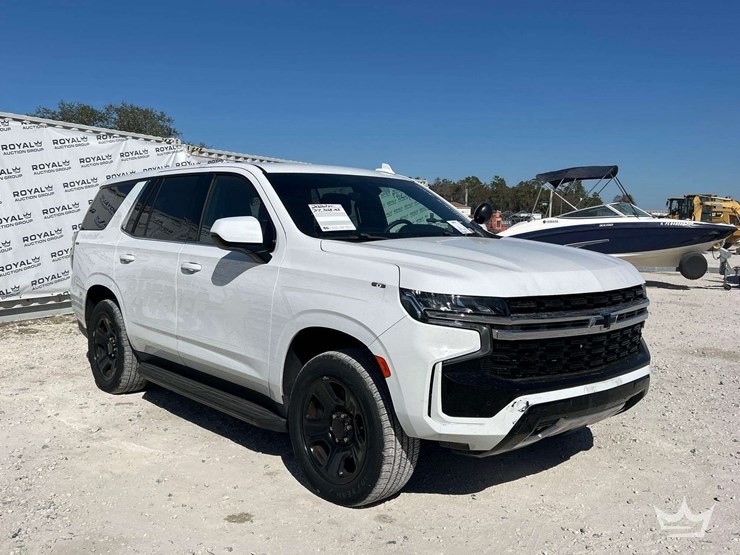 2022-chevrolet-tahoe-image-2