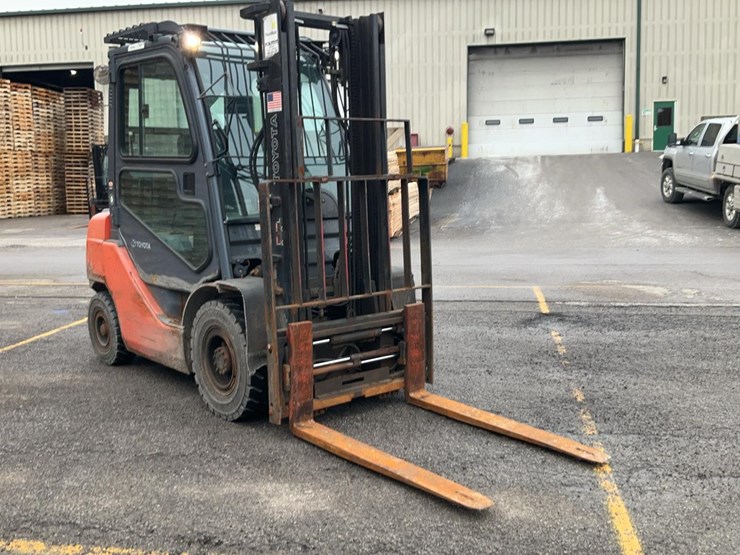 2018-toyota-8fdu25-image-7