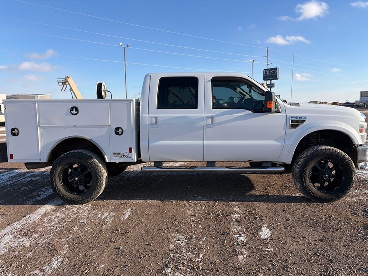 2010-ford-f250-image-5