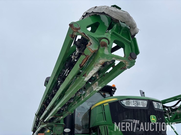 2018-john-deere-r4045-image-40