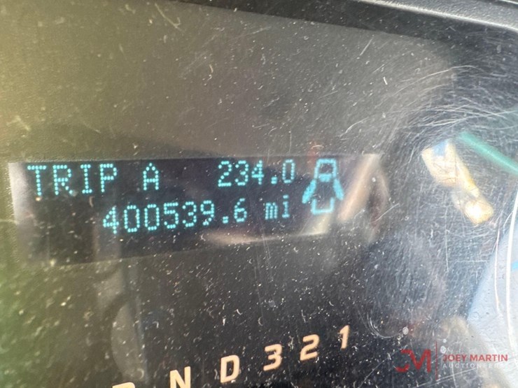 2013-ford-f150-xlt-image-19