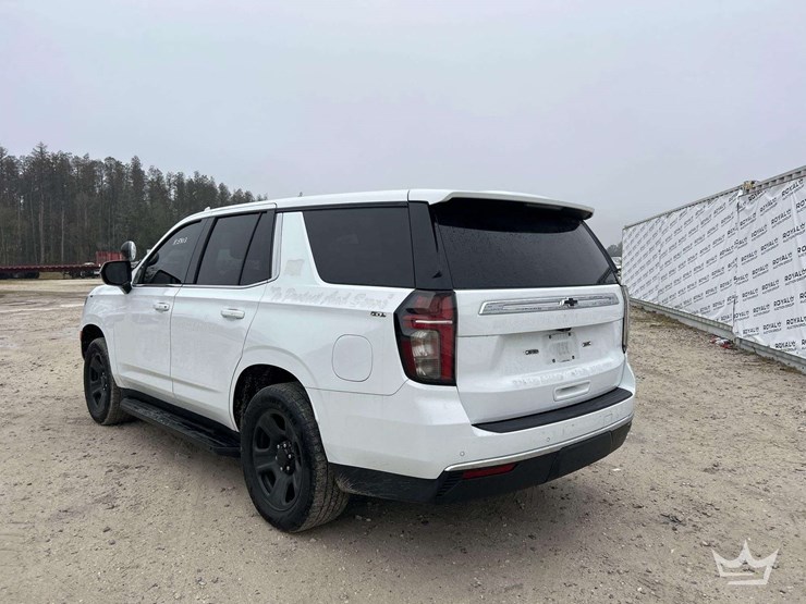 2023-chevrolet-tahoe-image-4