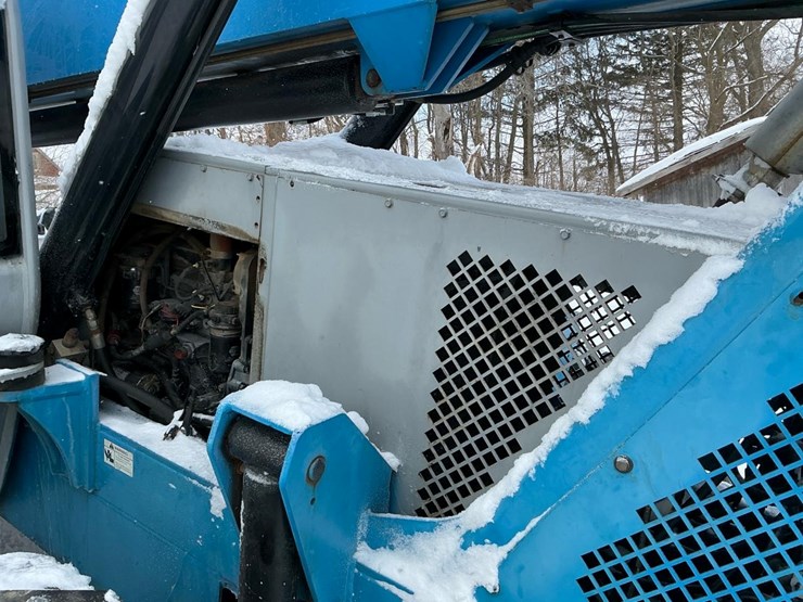 2006-genie-gth1056-image-50