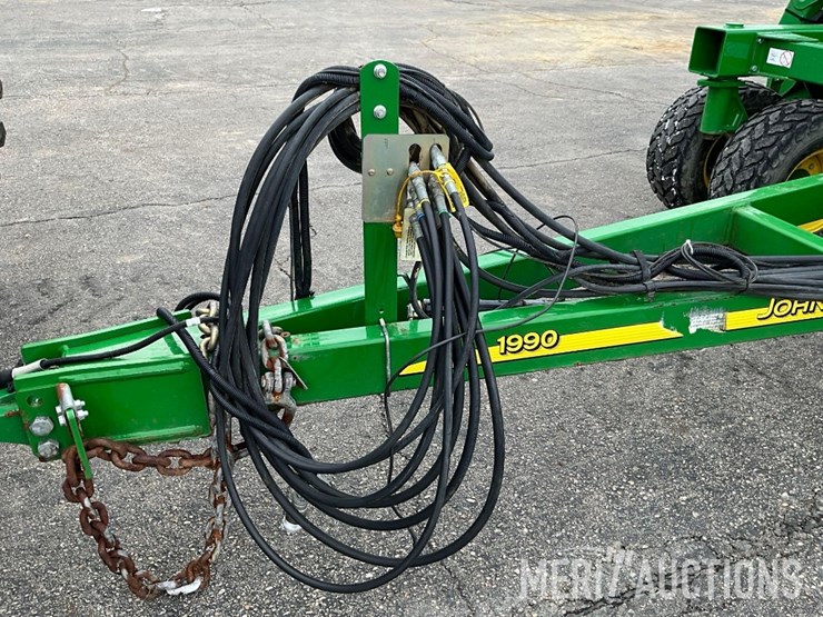 2012-john-deere-1990-image-8