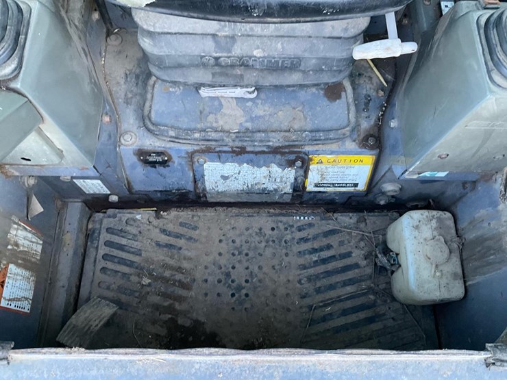 2012-takeuchi-tl10-image-43