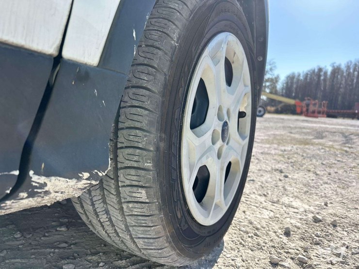 2017-ford-escape-image-28