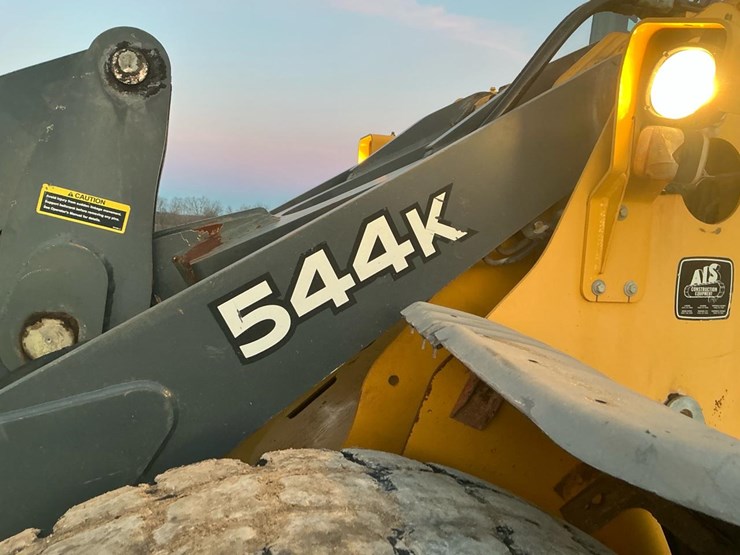 2009-deere-544k-image-25