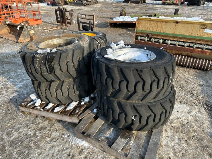 qty.-4-15-19.5-skids-of-tires-image-11