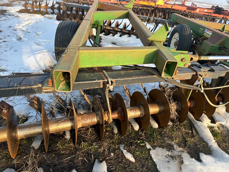 john-deere-630-image-53