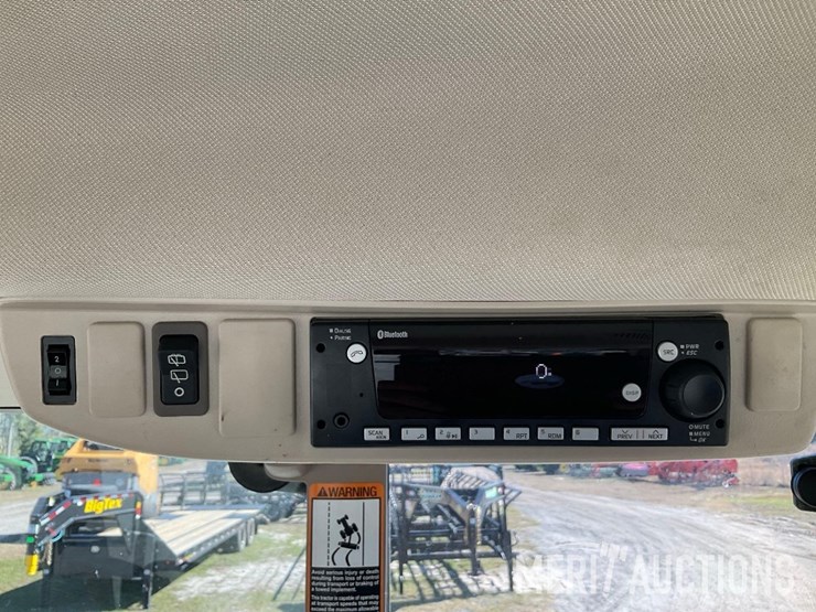 2023-john-deere-6120m-image-44