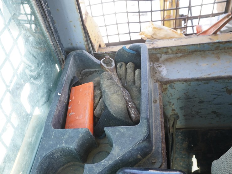 john-deere-700-image-24