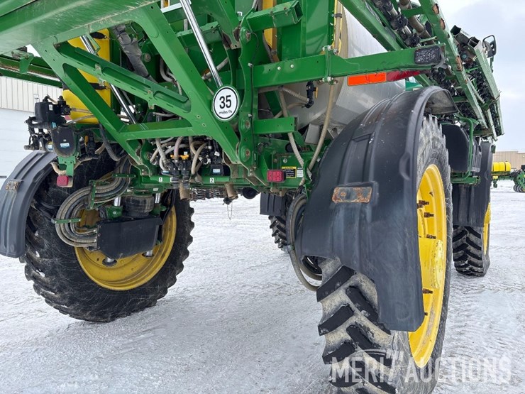 2018-john-deere-r4045-image-28