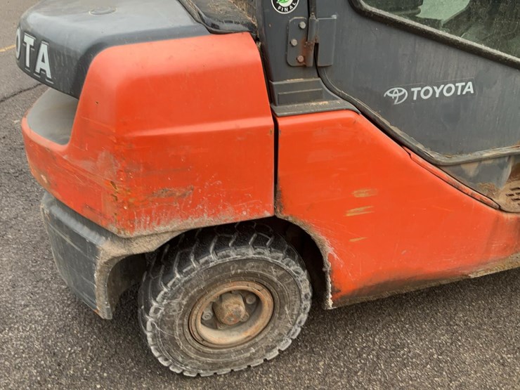 2018-toyota-8fdu25-image-40