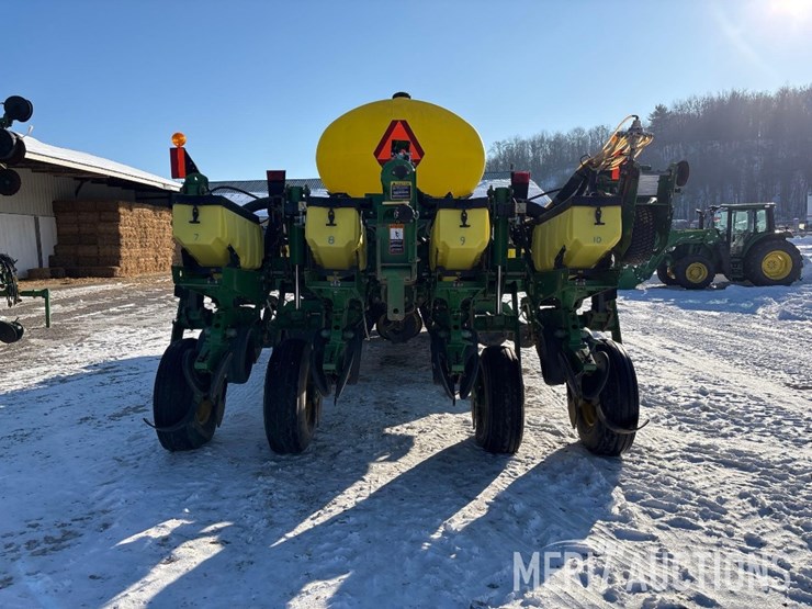 2011-john-deere-1770nt-image-6