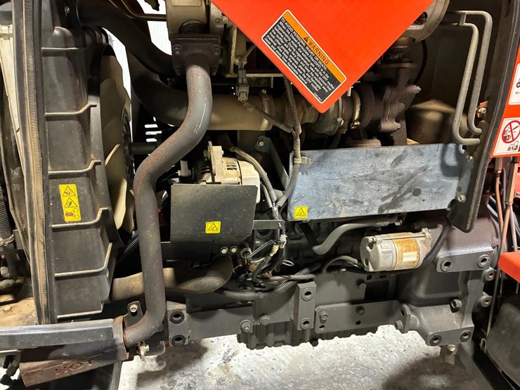 2016-kubota-m5660-image-15