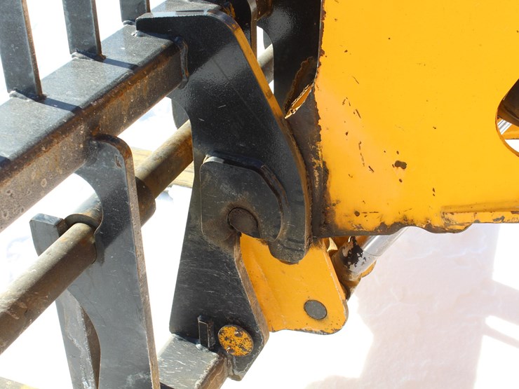 2013-jcb-510-56-image-42