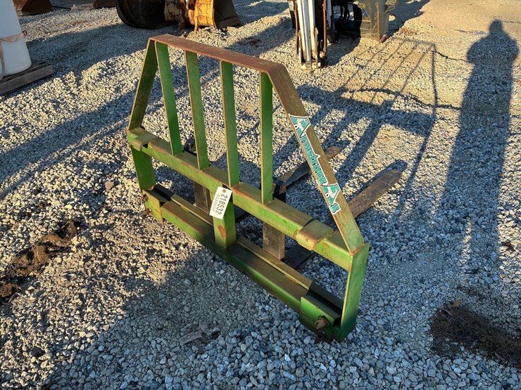 armstrong-ag-48”-tractor-loader-pallet-forks-image-4