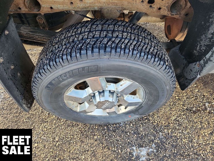 2019-gmc-sierra-2500hd-image-12