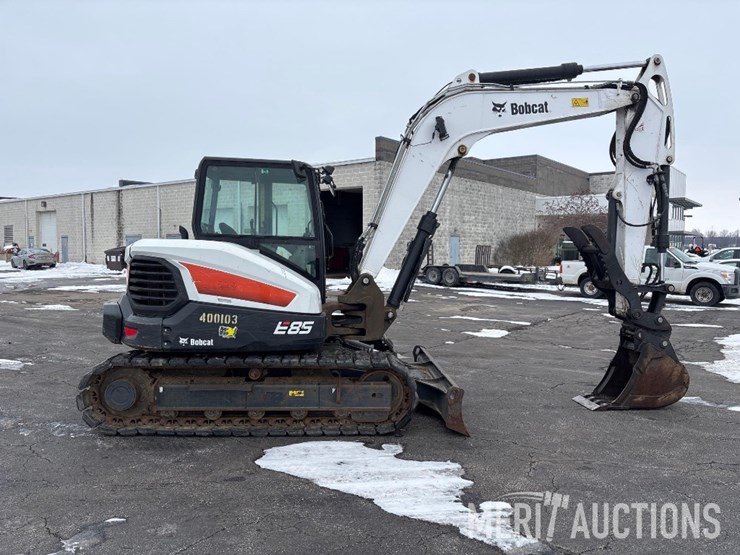 2019-bobcat-e85-image-6