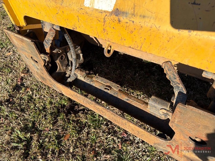 2018-caterpillar-249d-image-6