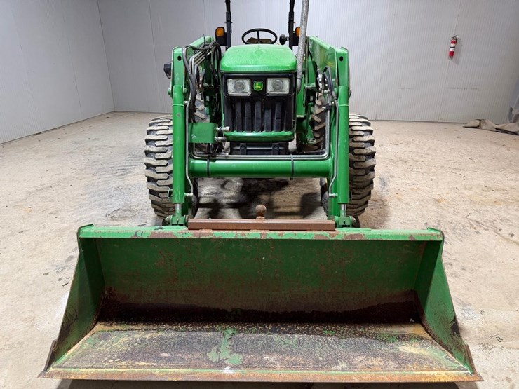 john-deere-5525-image-3