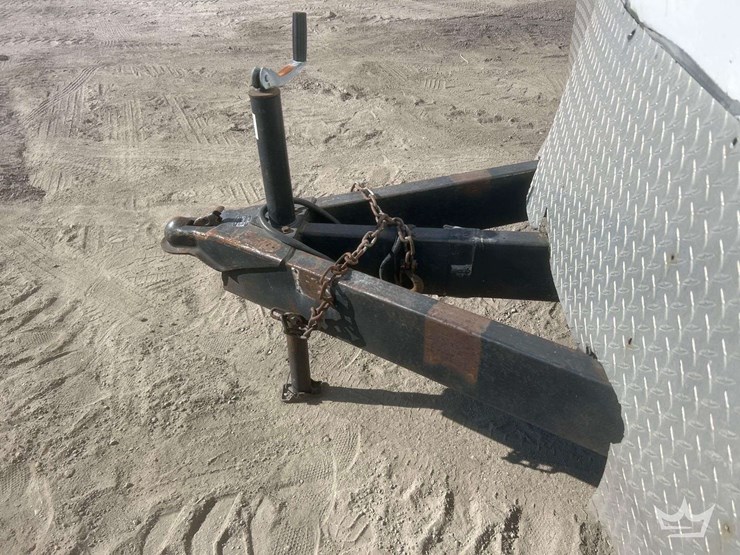 t/a-enclosed-trailer-image-9