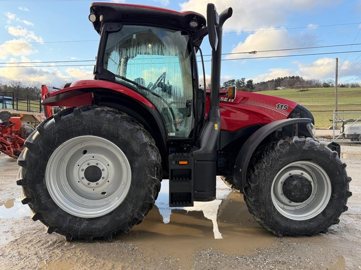 2022-case-ih-maxxum-115-image-6